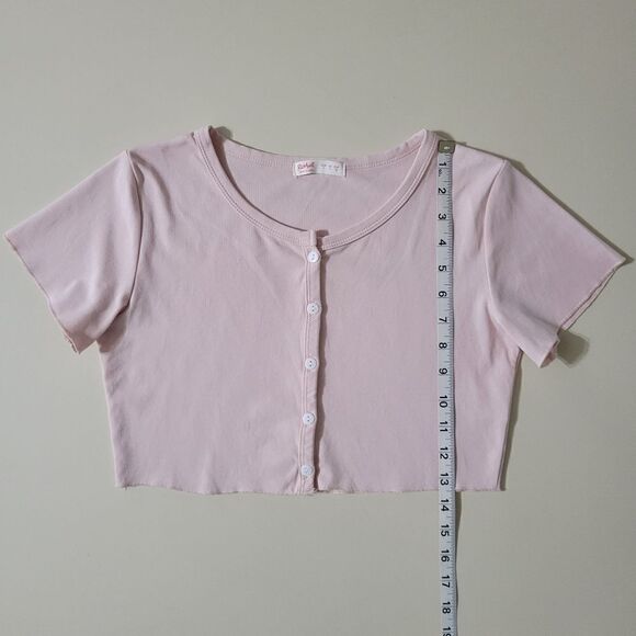 Romwe Pink Cropped Roundneck Short Sleeve Button-Down Shirt - Picture 4 of 10